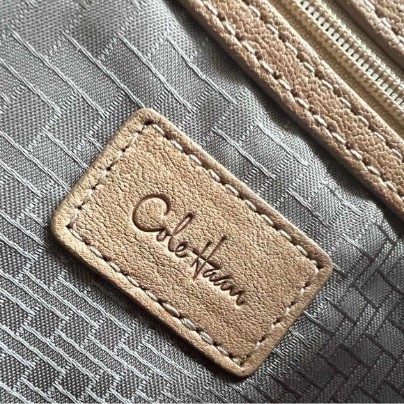 Cole Haan Metallic Beige Leather Pleated Hobo Purse Tassel - Picture 2 of 16